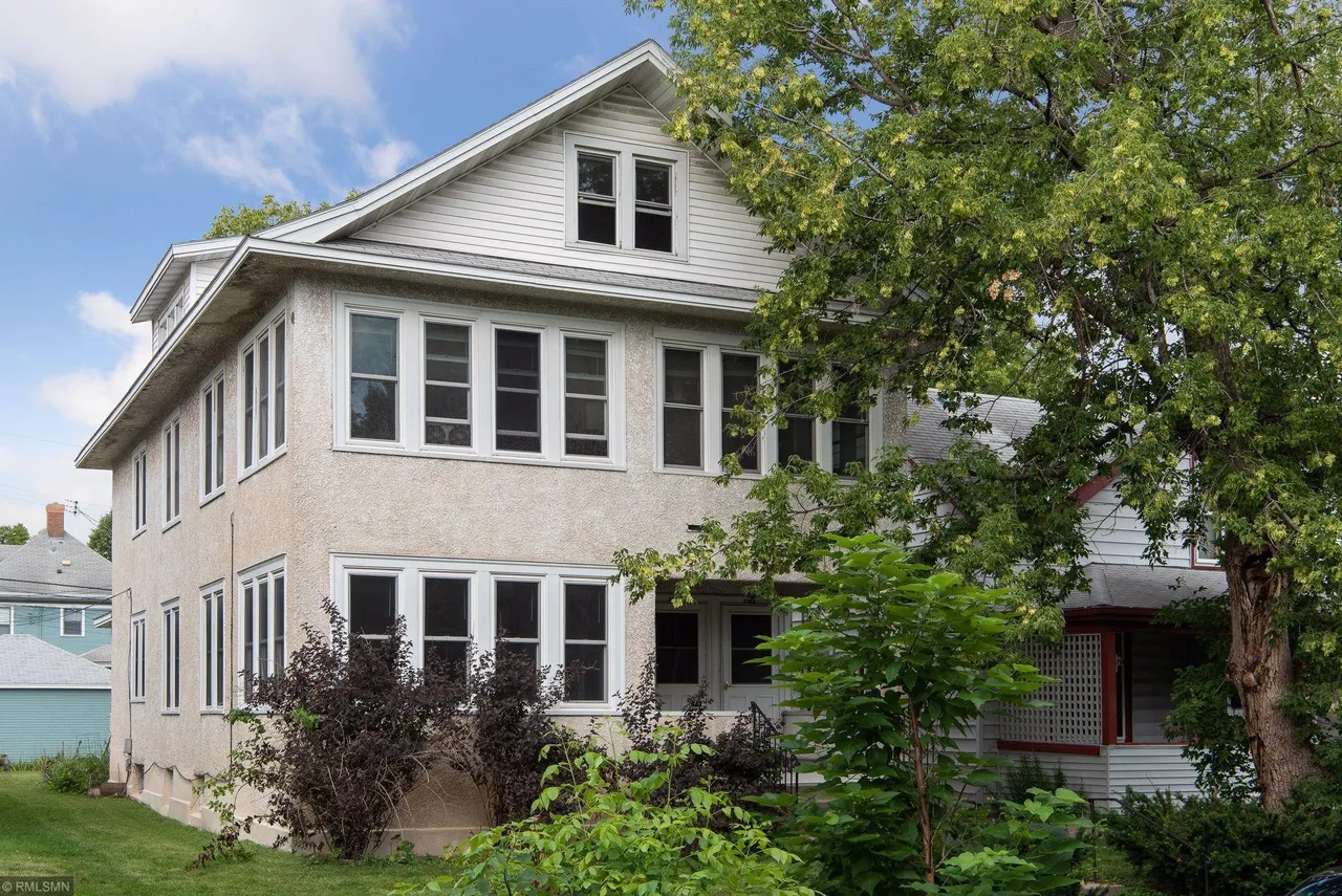 Minneapolis Multiplex: 2748 Aldrich Ave S #2