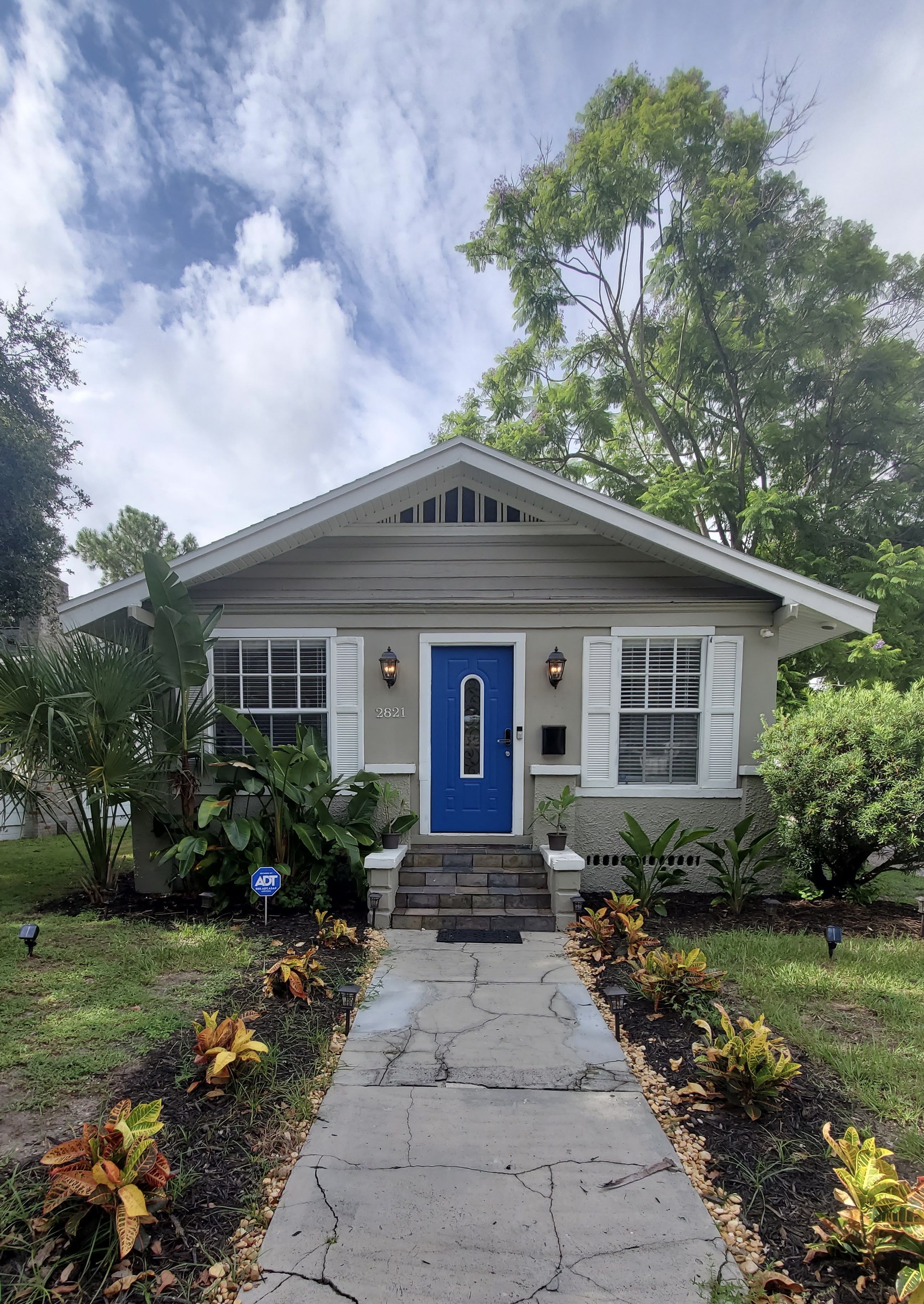 St Petersburg House: 2821 6th Ave N