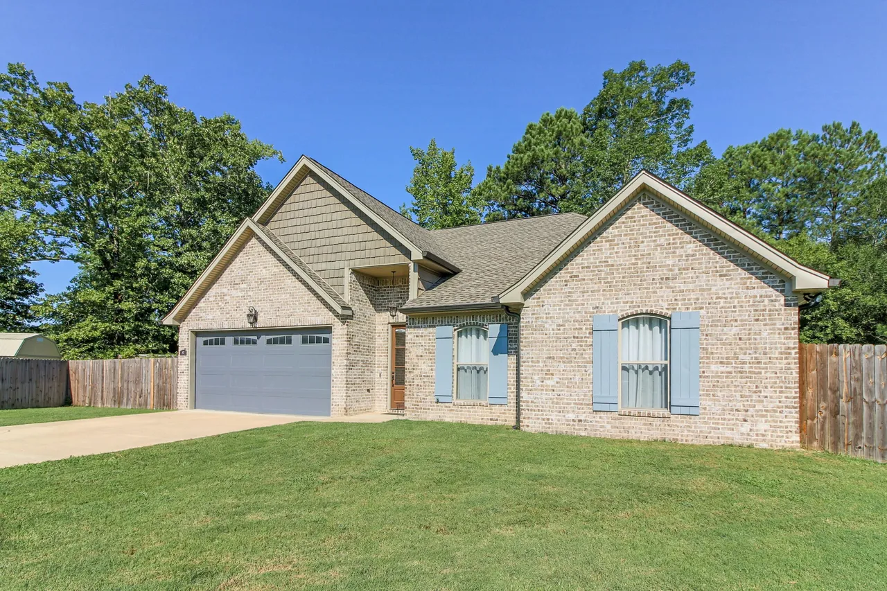 Columbus House: 62 Regent Lane