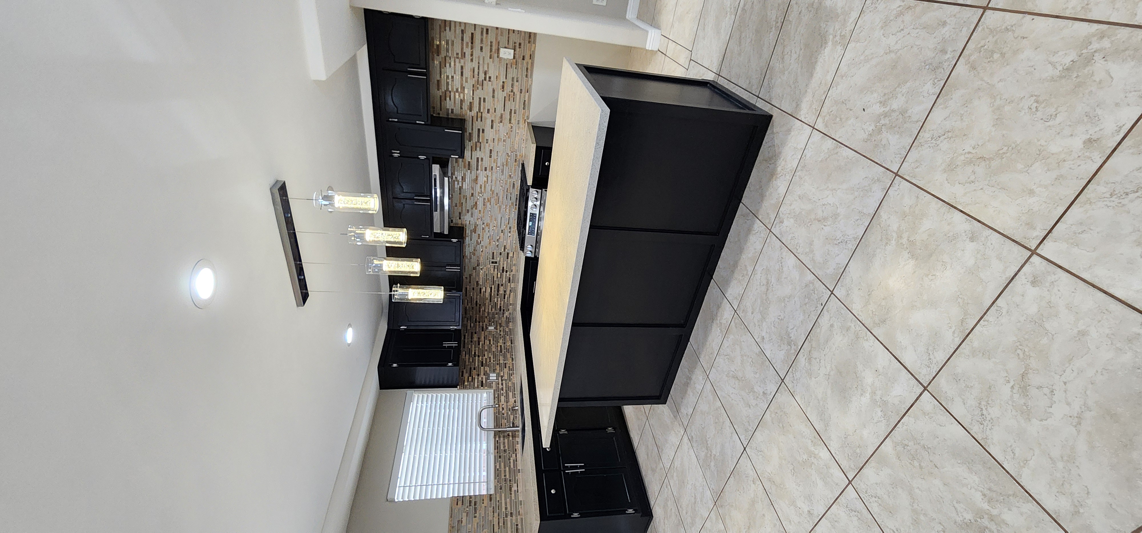 Los Angeles Multiplex: 10405 Anzac Ave