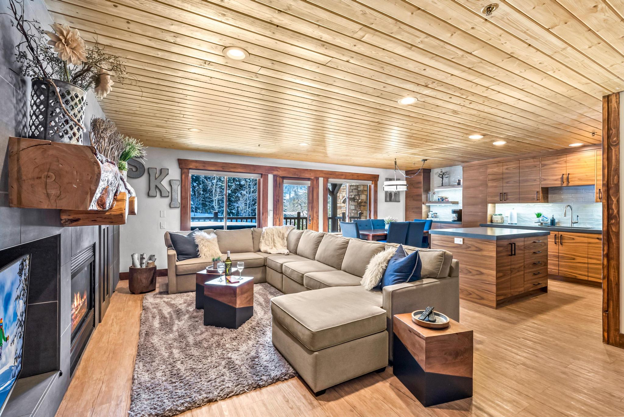 Park City Condo: 7447 Royal Street