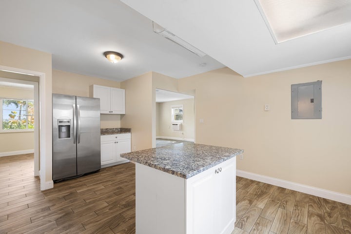 West Palm Beach Townhome: 5409 N Flagler Drive