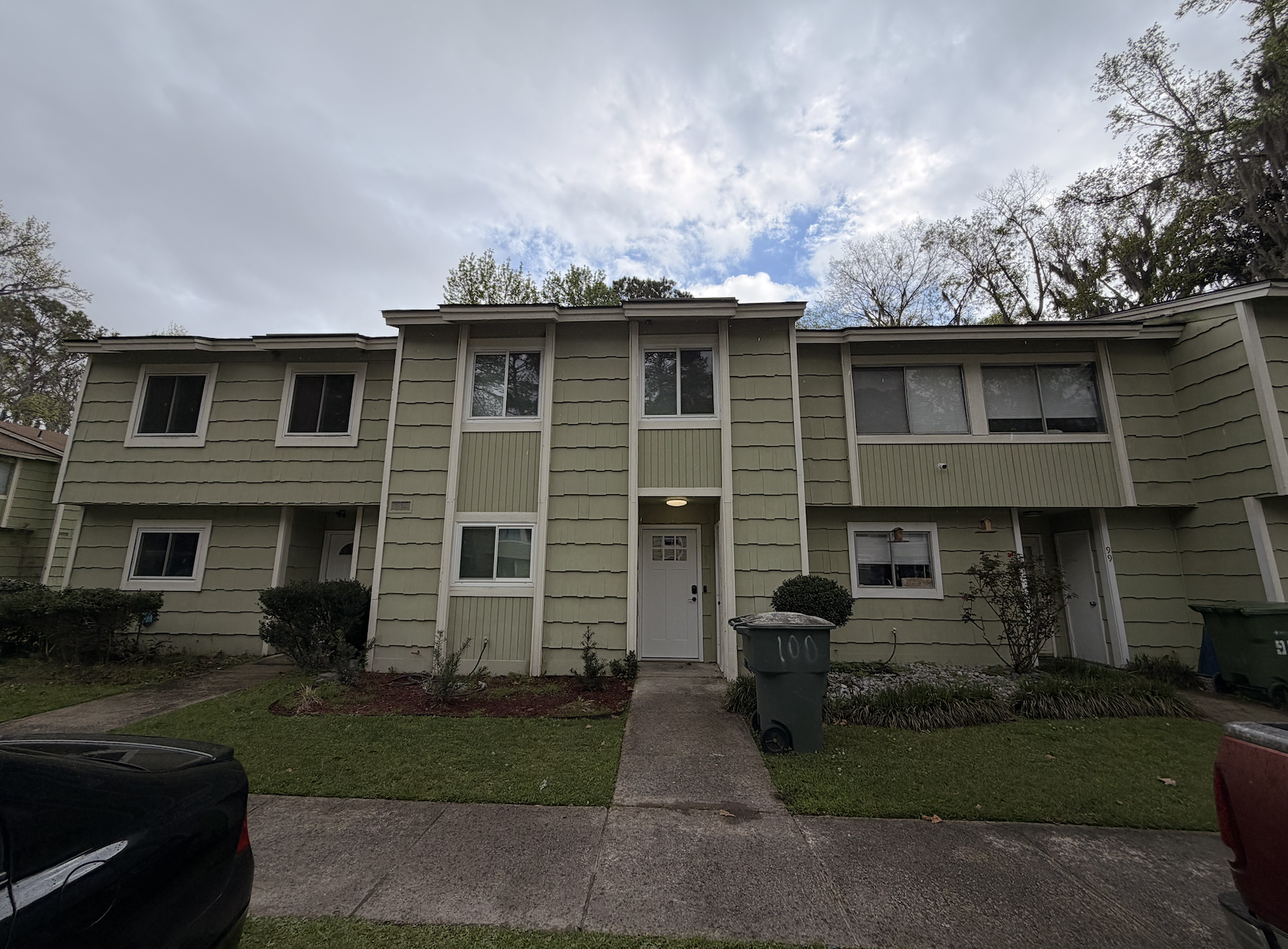 savannah Townhome: 527 TIbet ave
