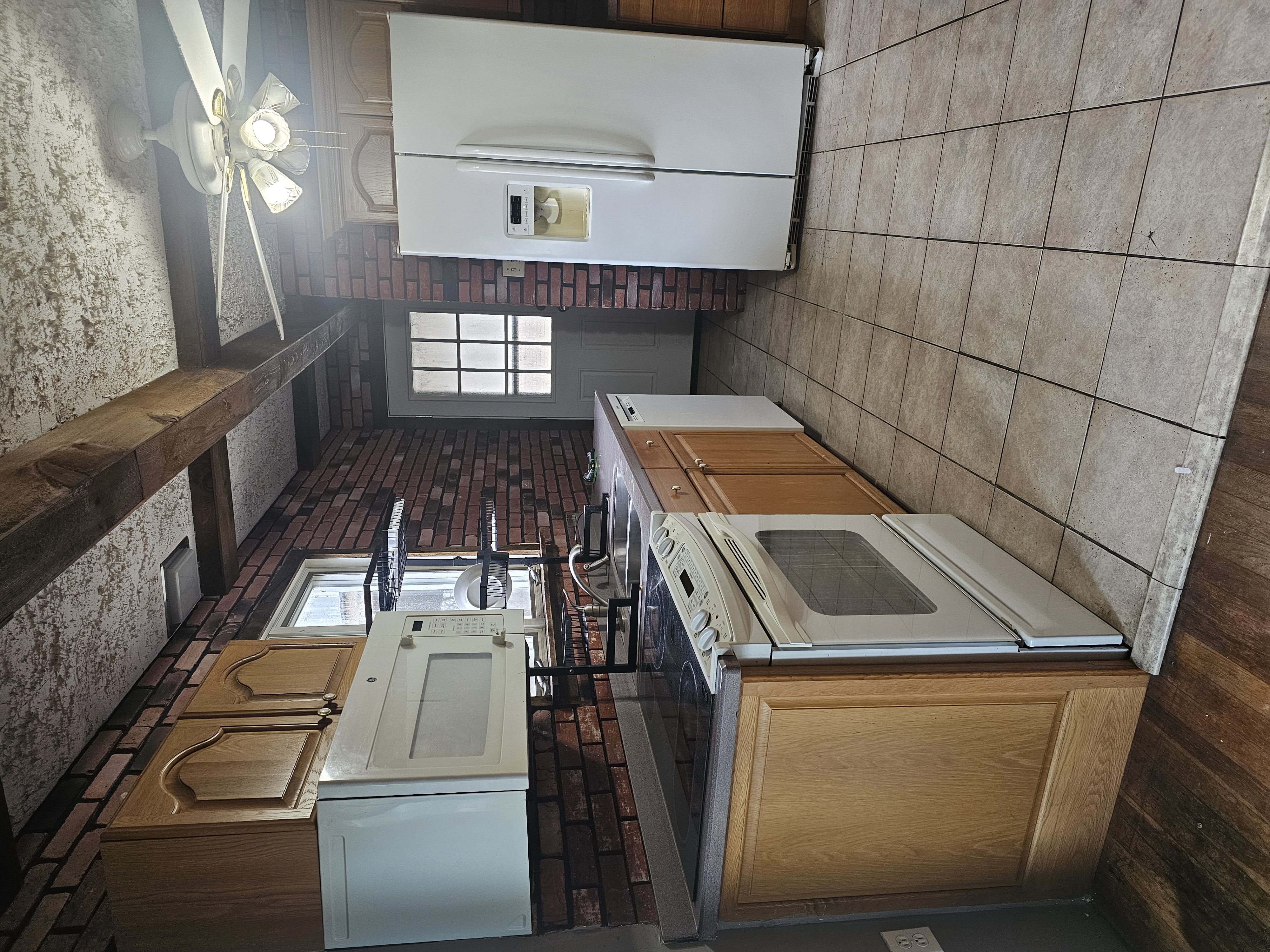 Bangor House: 657 Blue Ridge Ave