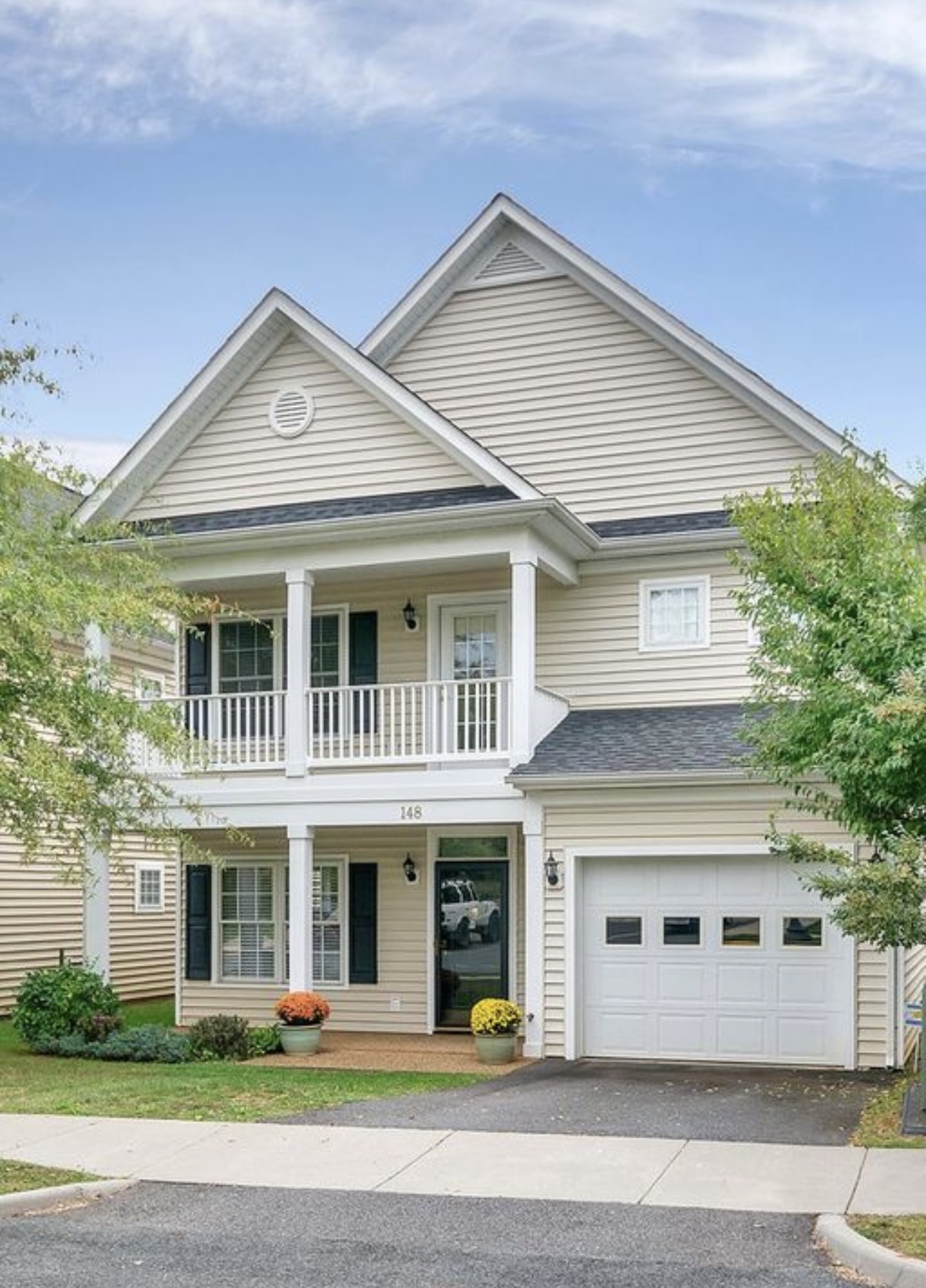 Charlottesville House: 148 Burnet St