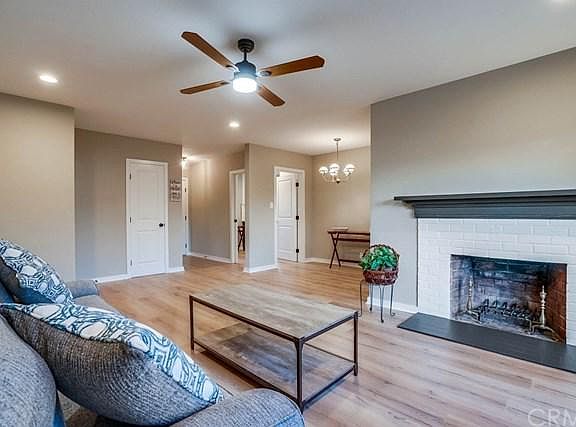 Mesa House: 1843 N Silverado