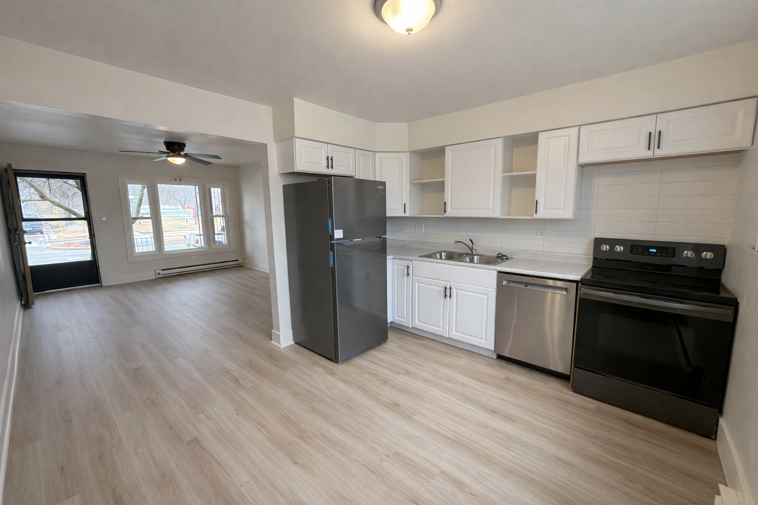Chicago Apartment: 11043 S Longwood Dr