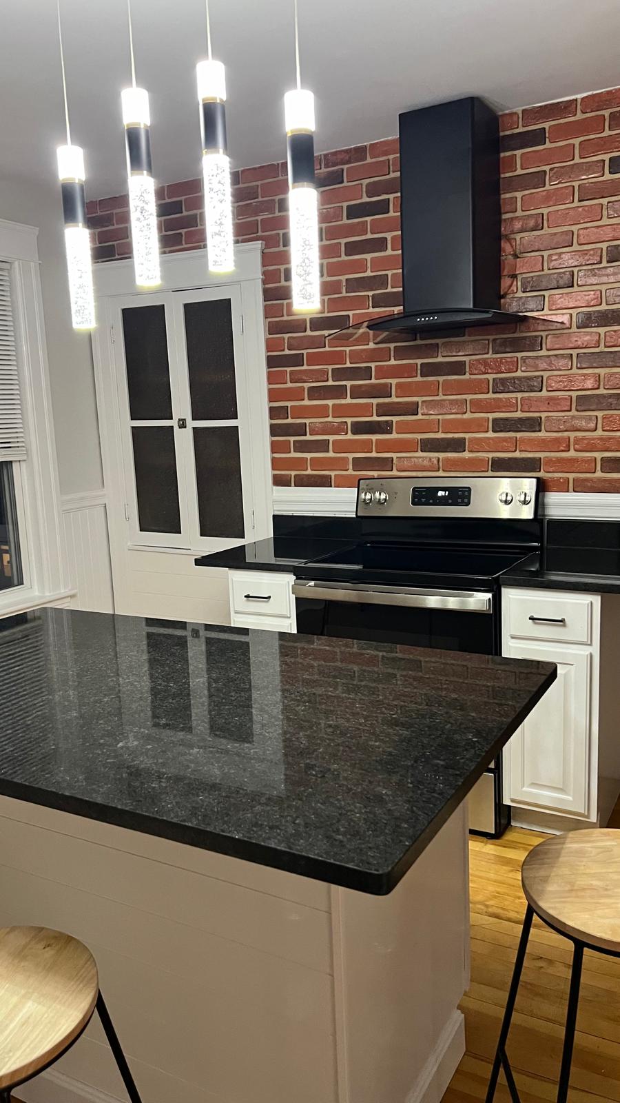 WORCESTER Apartment: 90 FAIRFAX RD