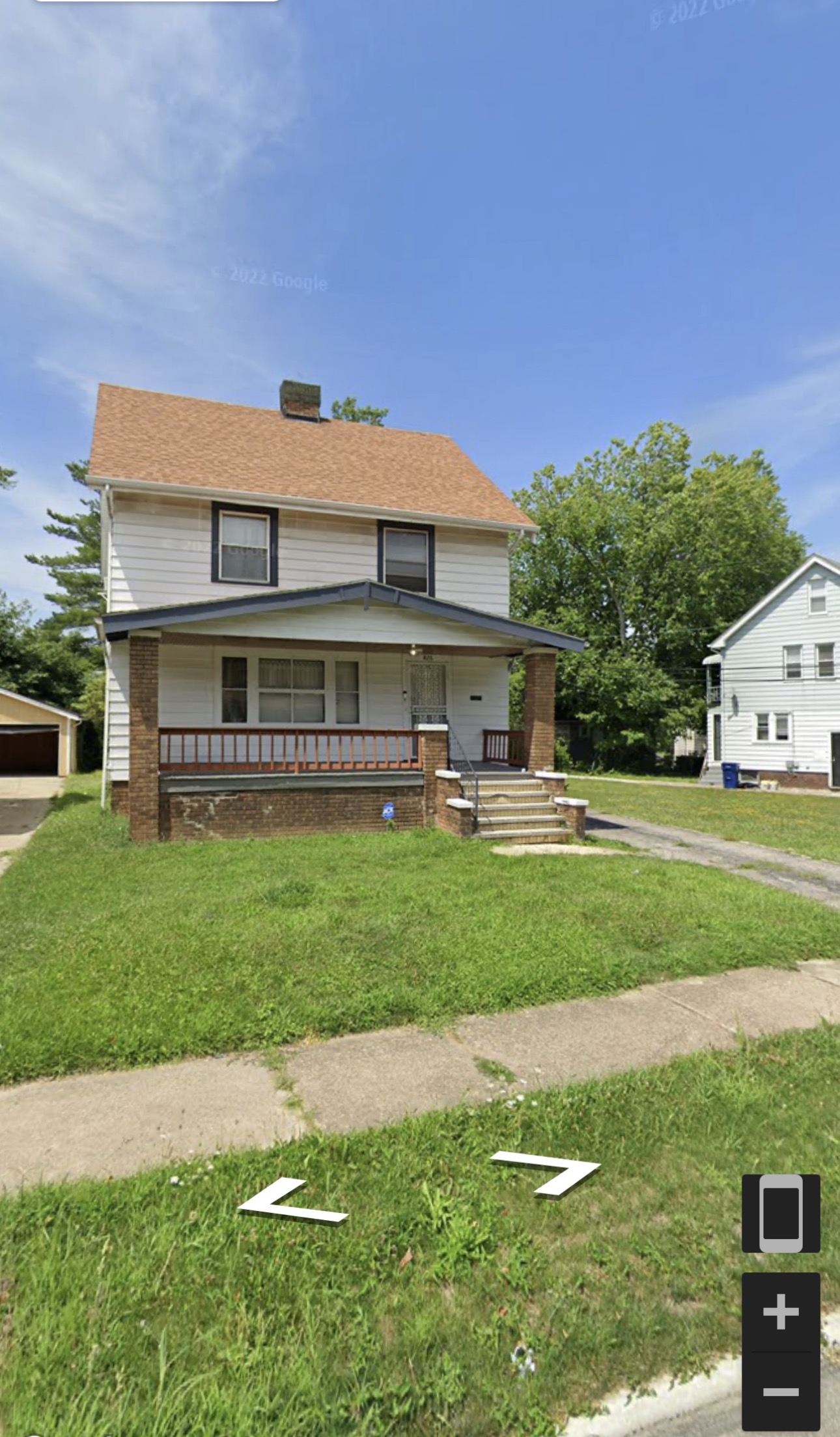 Cleveland Heights House: 876 Selwyn Rd
