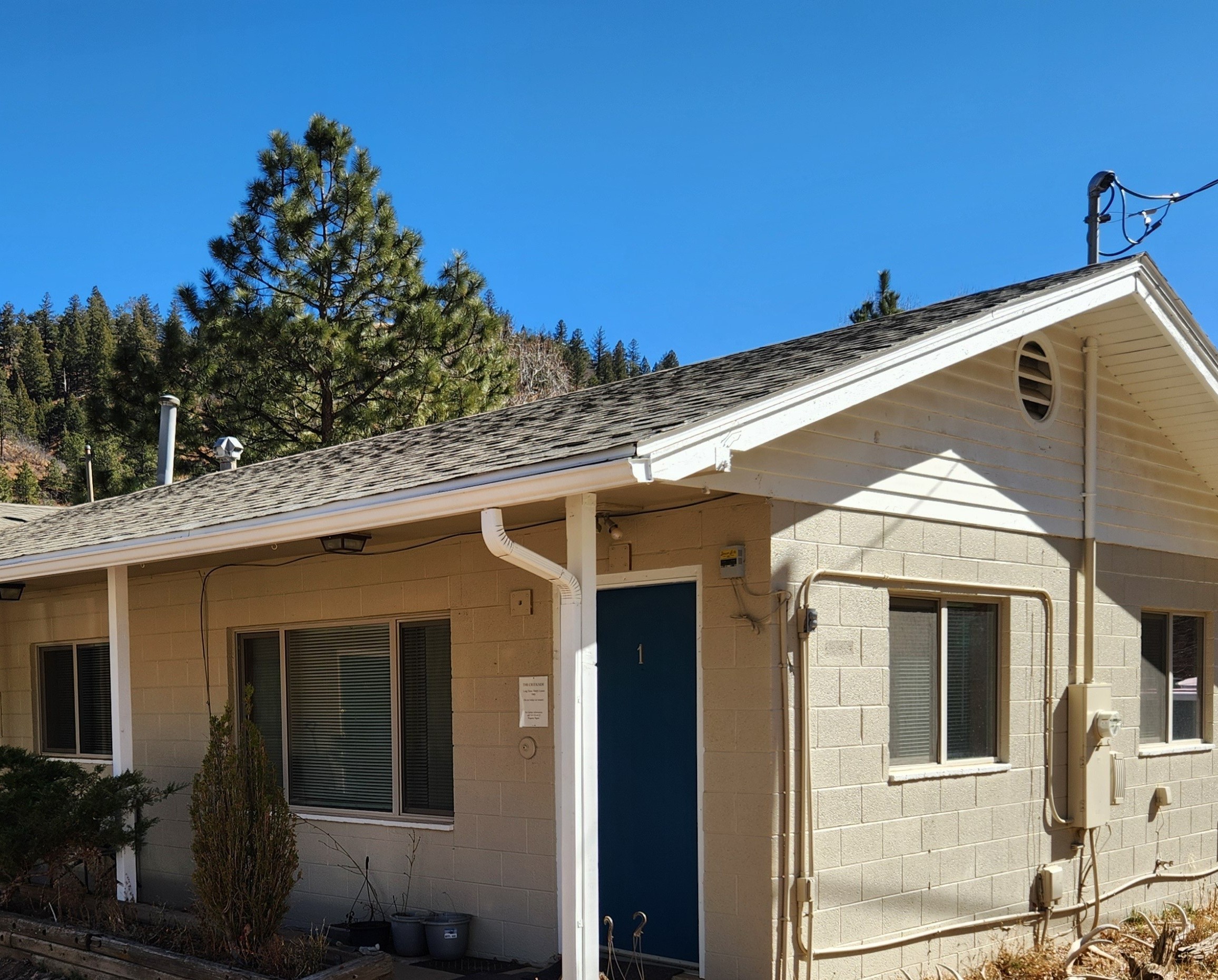 Green Mountain Falls Apartment: 10370 Ute Pass Avenue