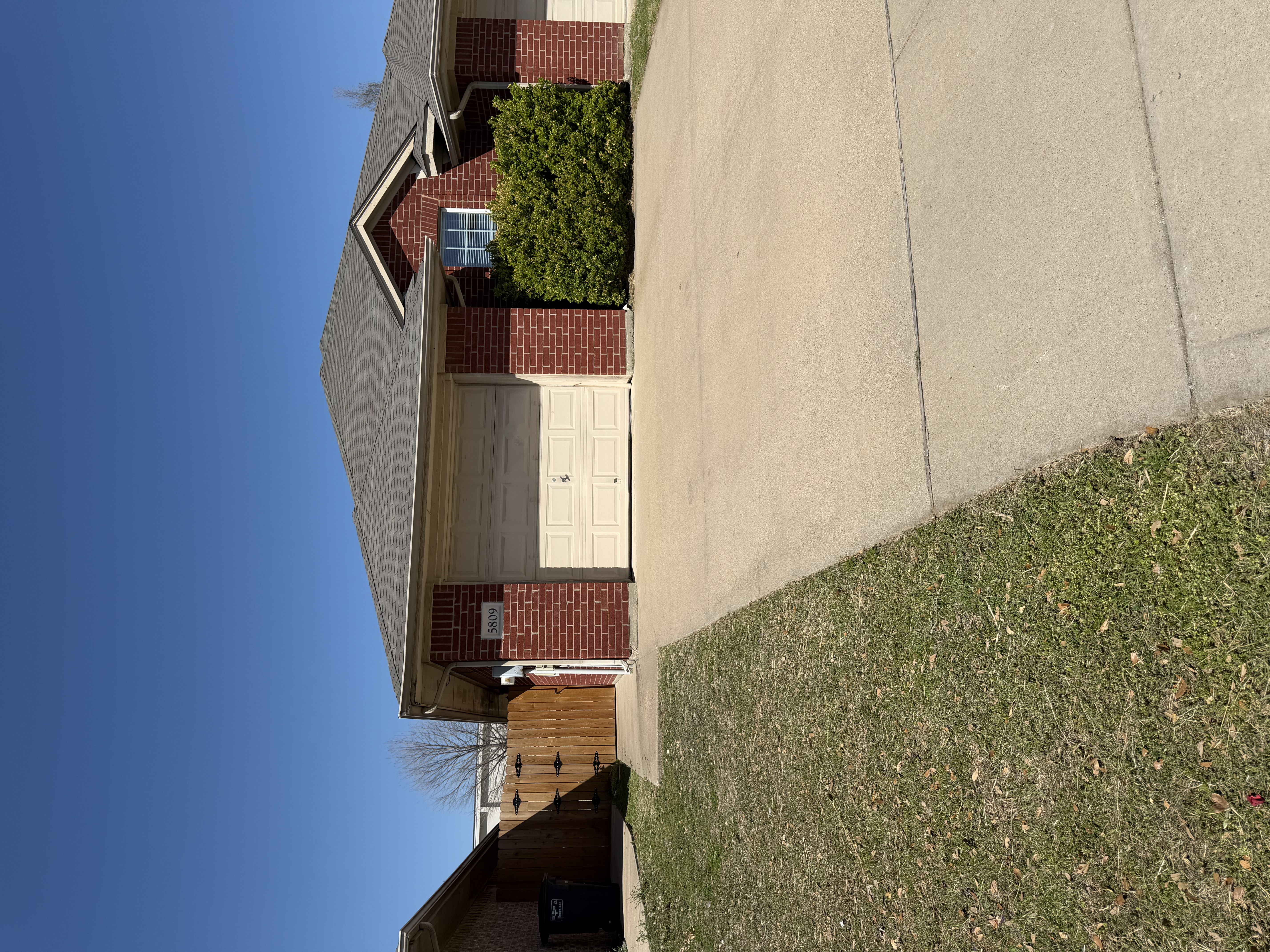 Ft Worth Townhome: 5809 Swords Dr