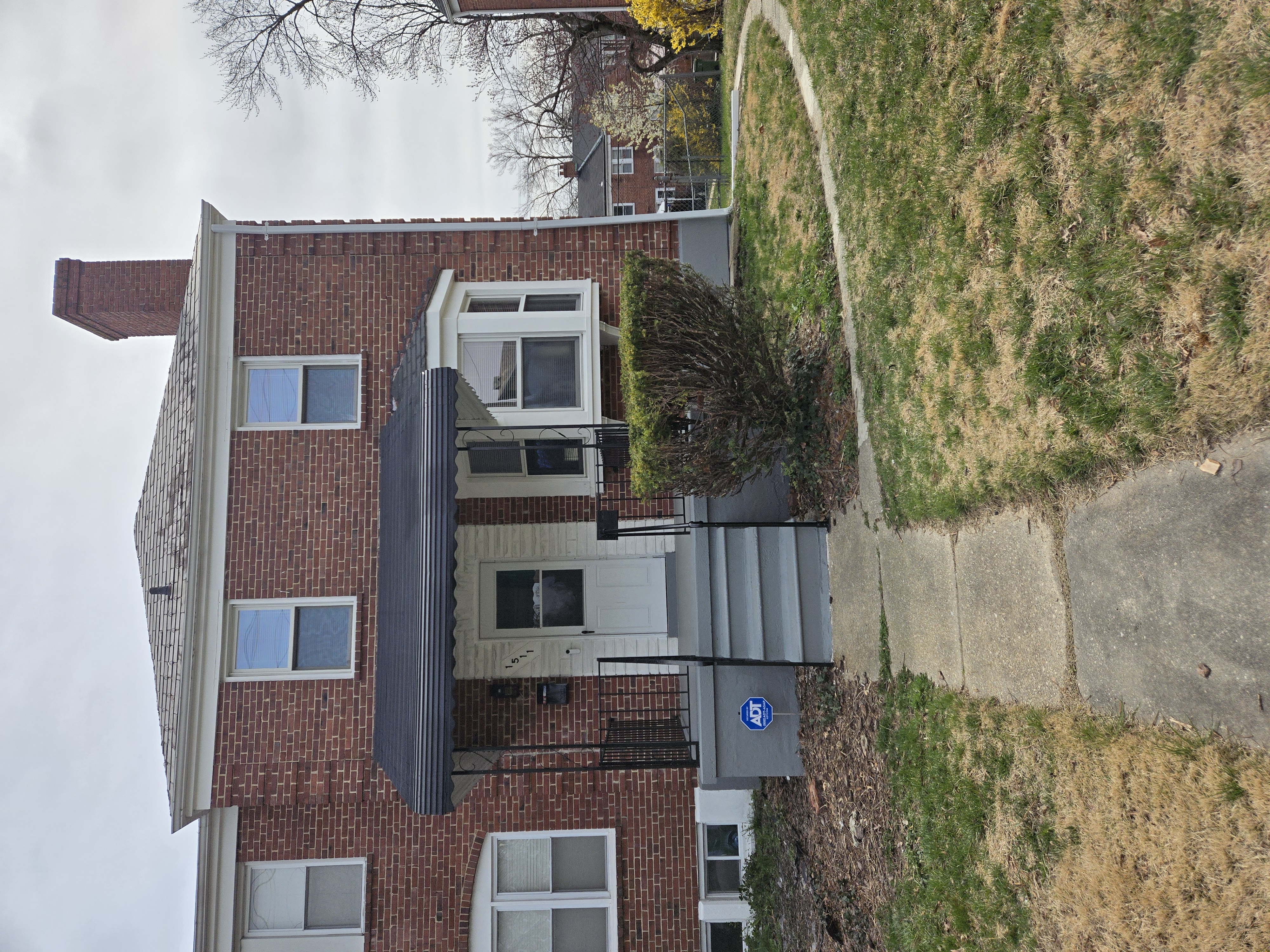 Baltimore Townhome: 1511 Woobourne Ave