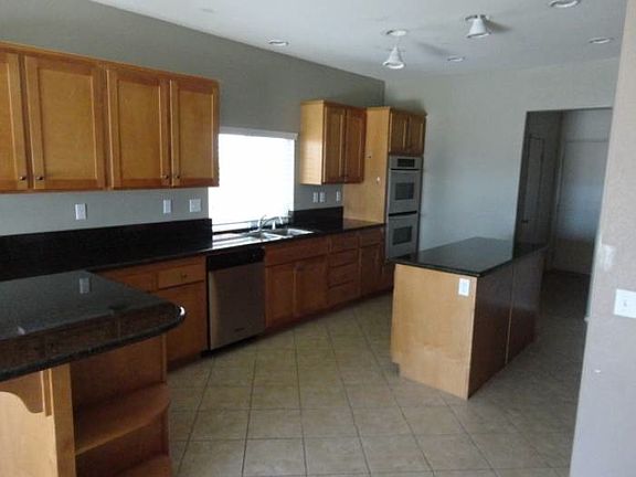 Murrieta House: 40406 Catherine Ct