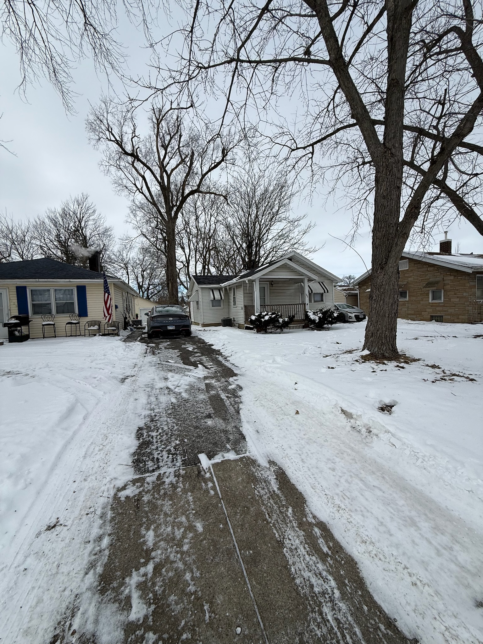 Decatur House: 1163 N Hill Ave