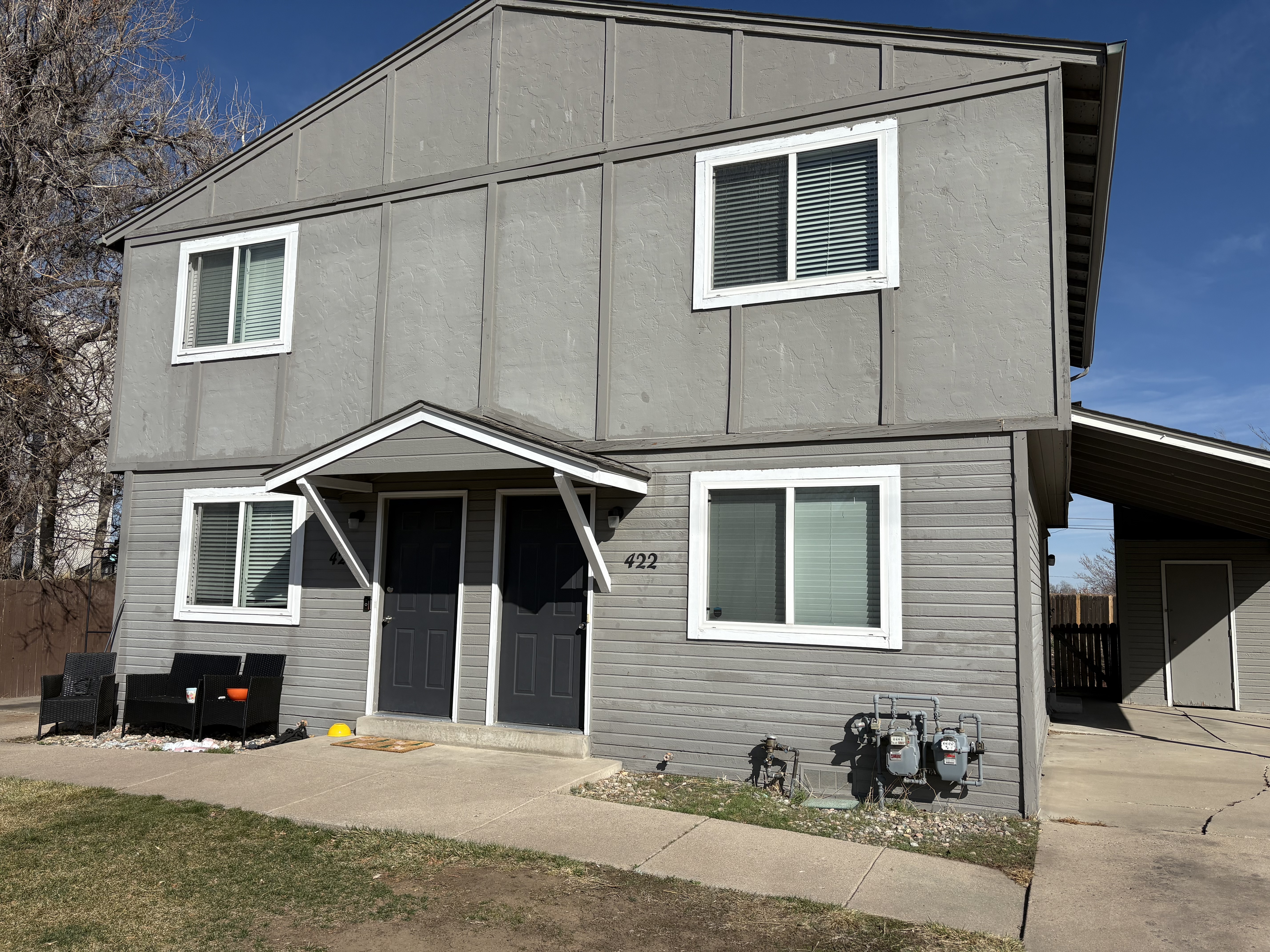 Lakewood Townhome: 422 S Fenton Street