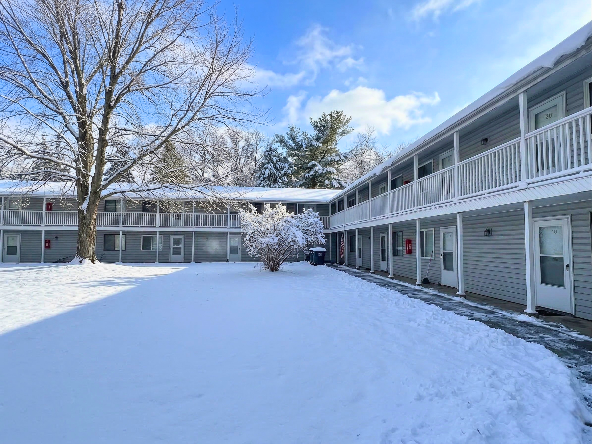 Akron Apartment: 520 Massillon