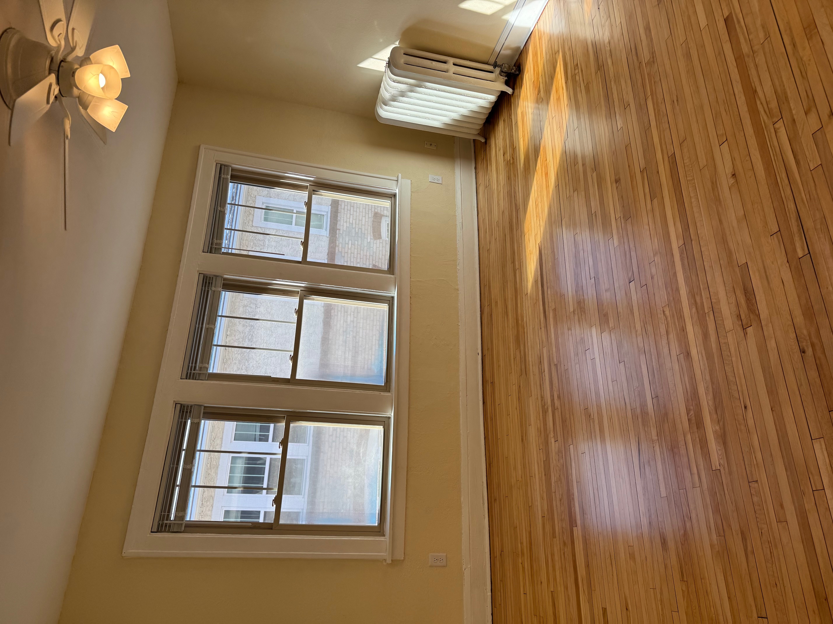 Saint Paul Apartment: 1720 ashland ave