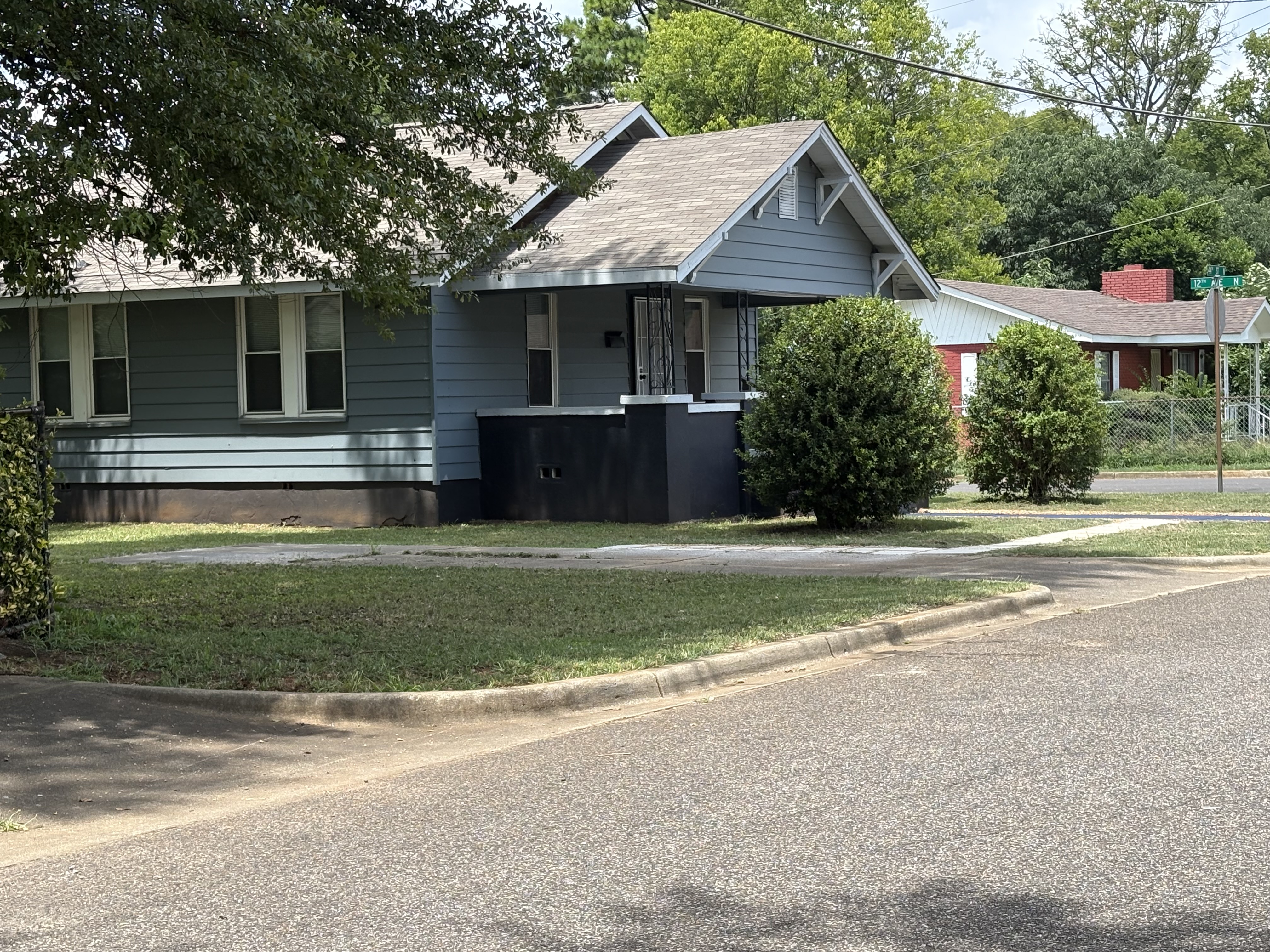 Birmingham House: 1152 44th St. N