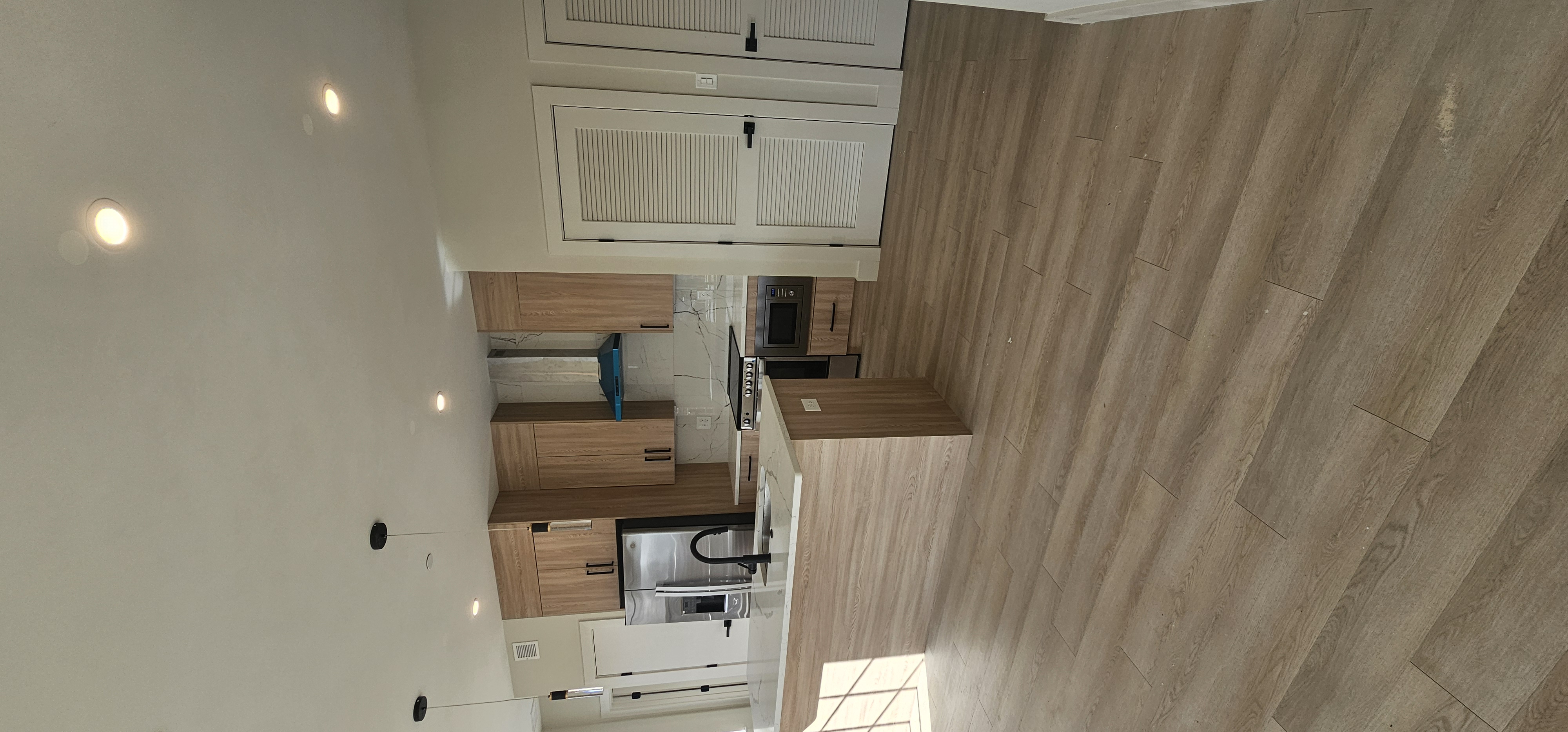 Reading Condo: 160 Washington St