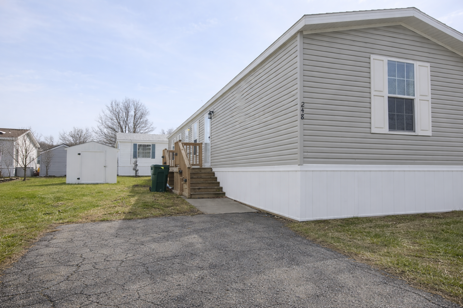 Oxford House: 248 Laurel Leah