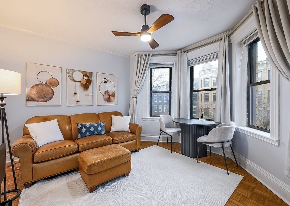 boston Apartment: 51 Park Dr