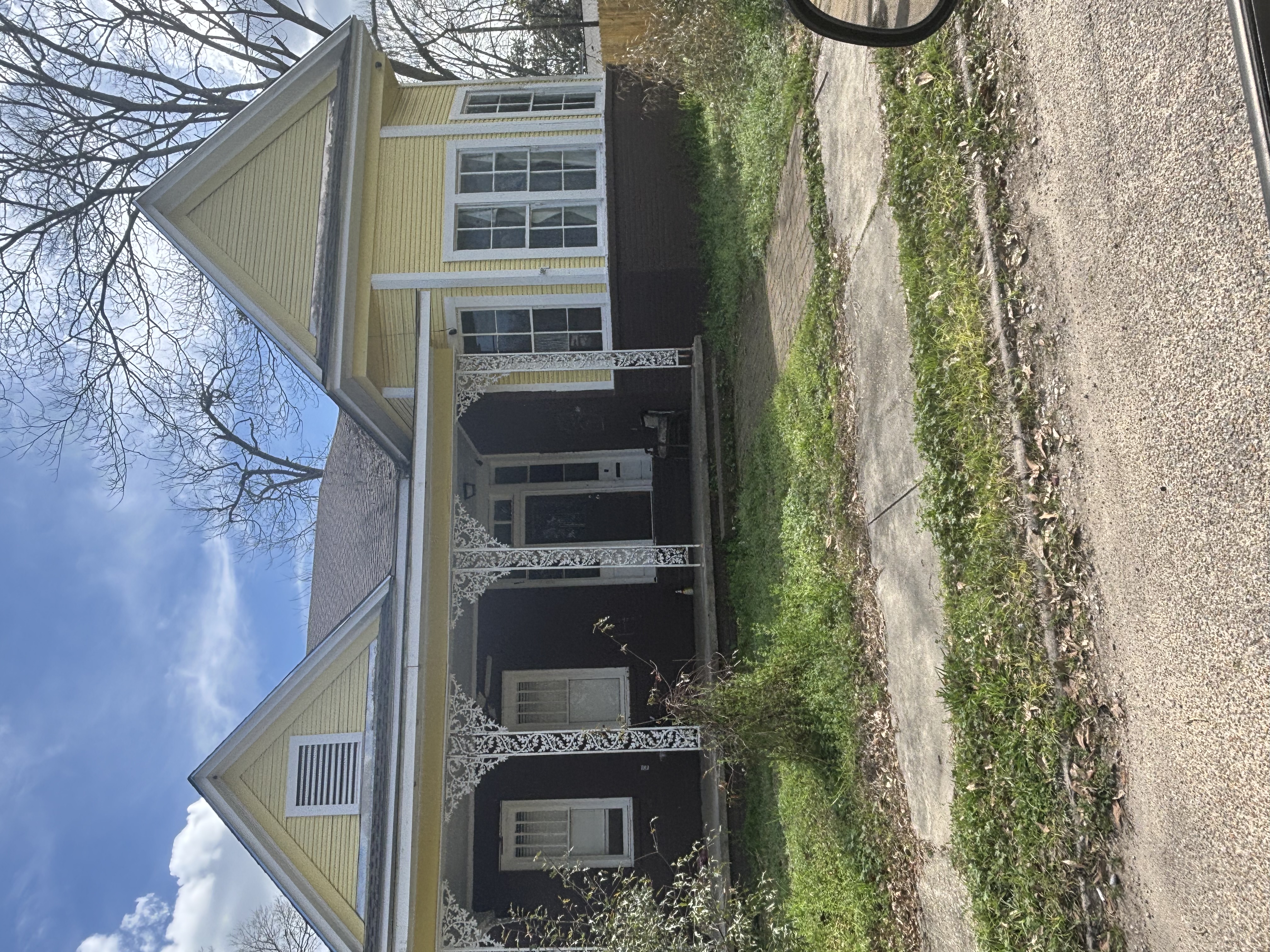 Hattiesburg House: 201 E. third street