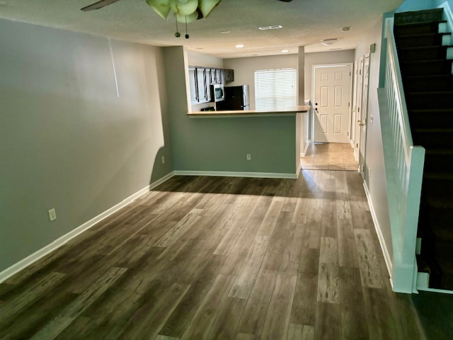 North Charleston House: 7933 Shadow Oak Drive