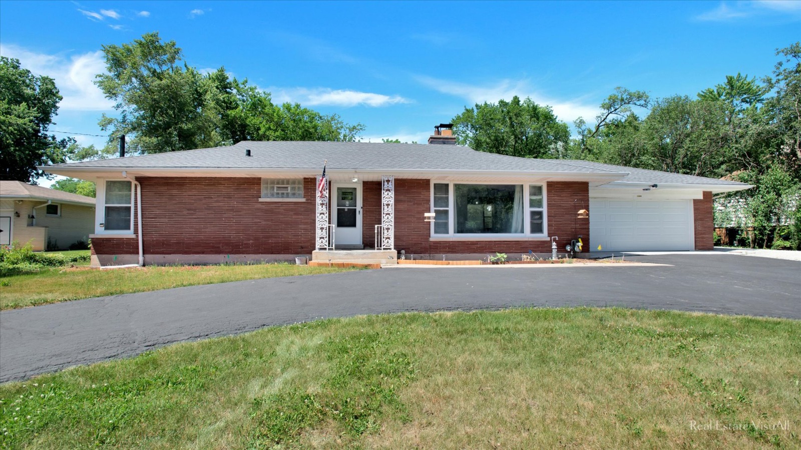 Burr Ridge House: 11460 73rd Pl