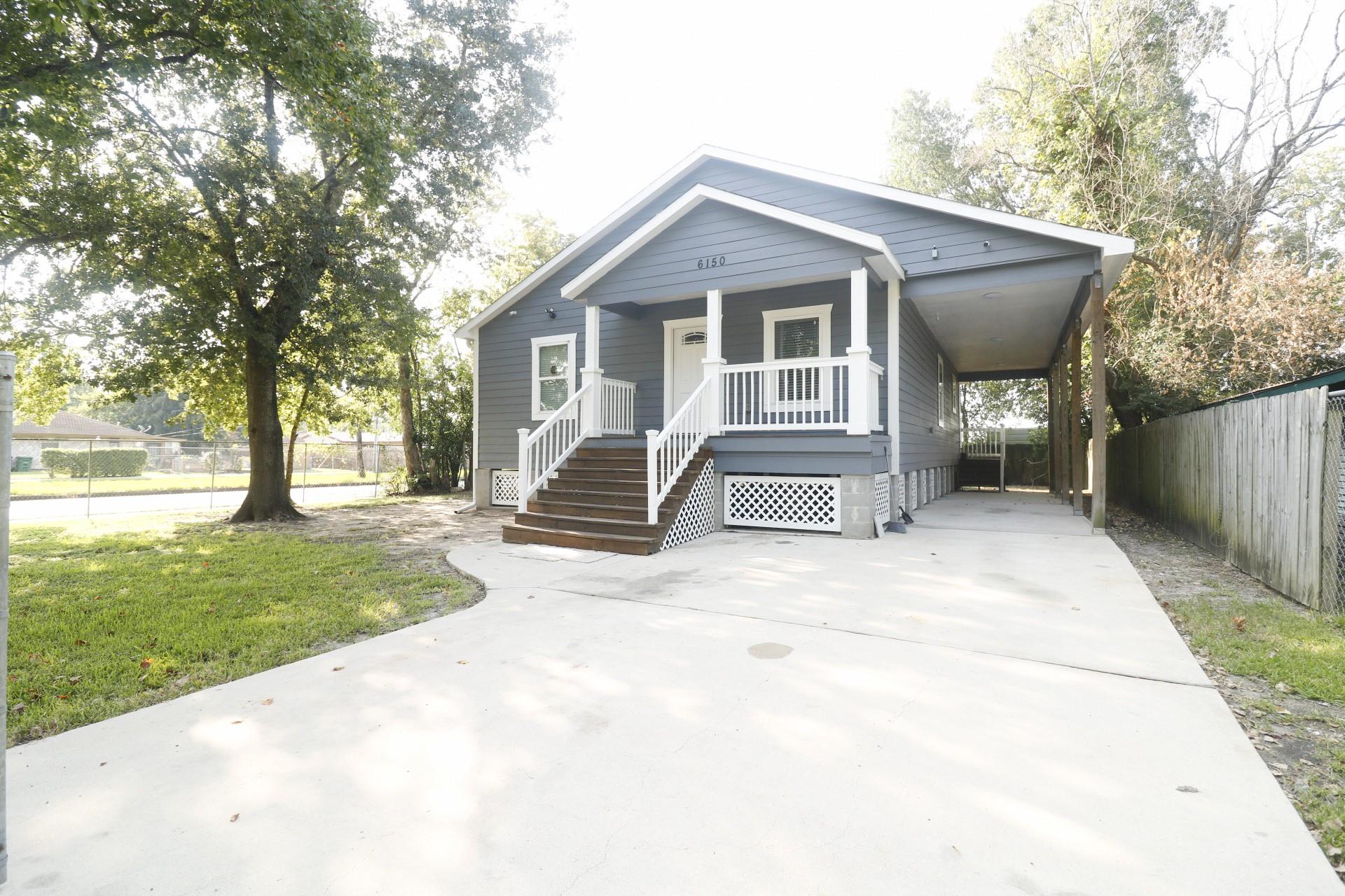 Houston House: 6150 Ridgeway