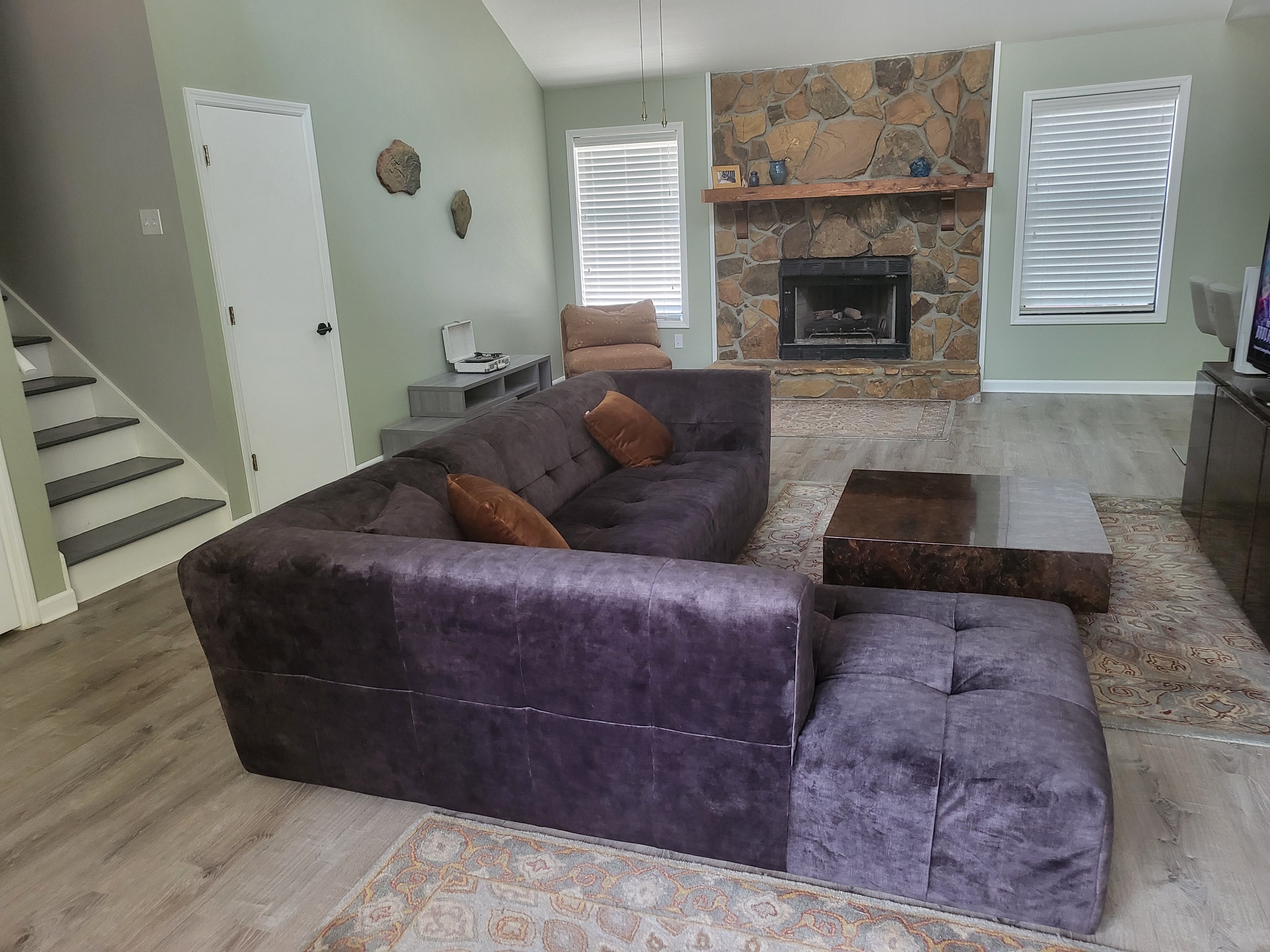 Cartersville House: 16 Bramblewood Place SW