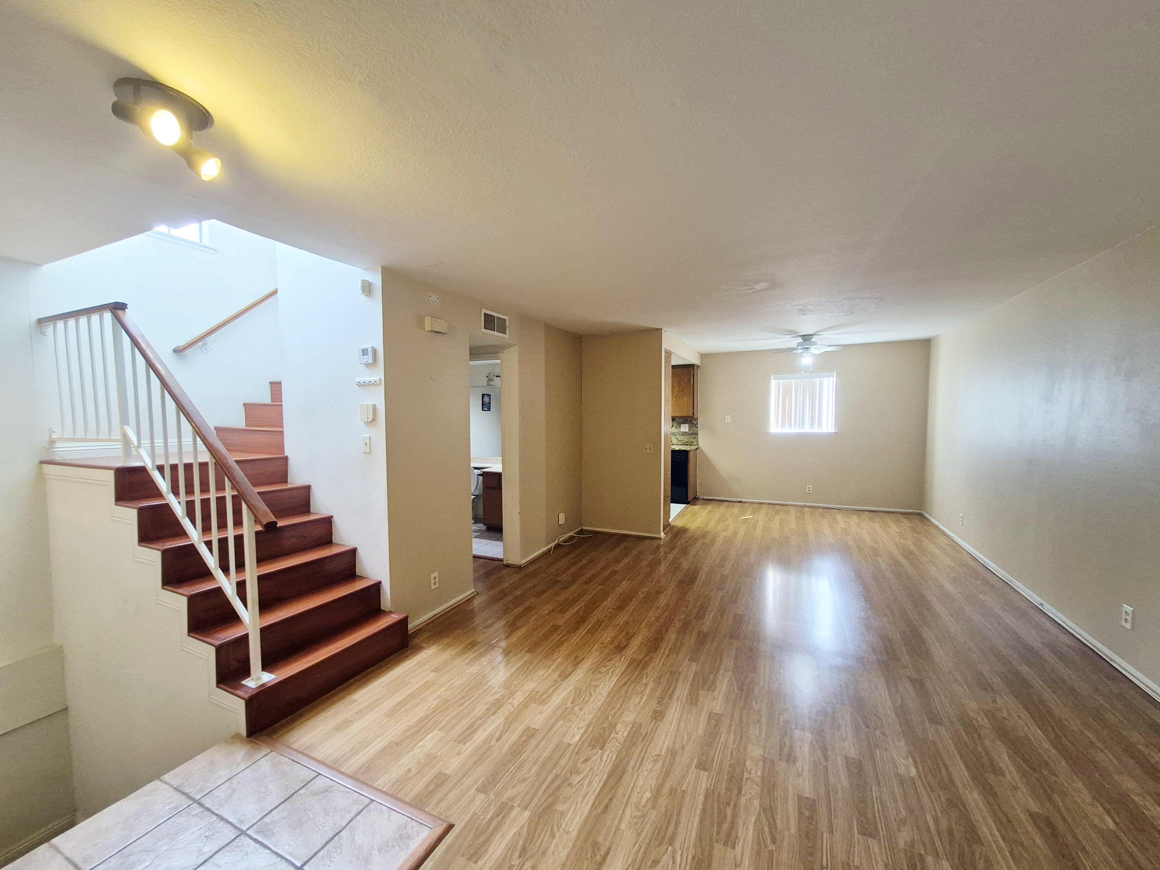Duarte Townhome: 1836 Huntington Drive