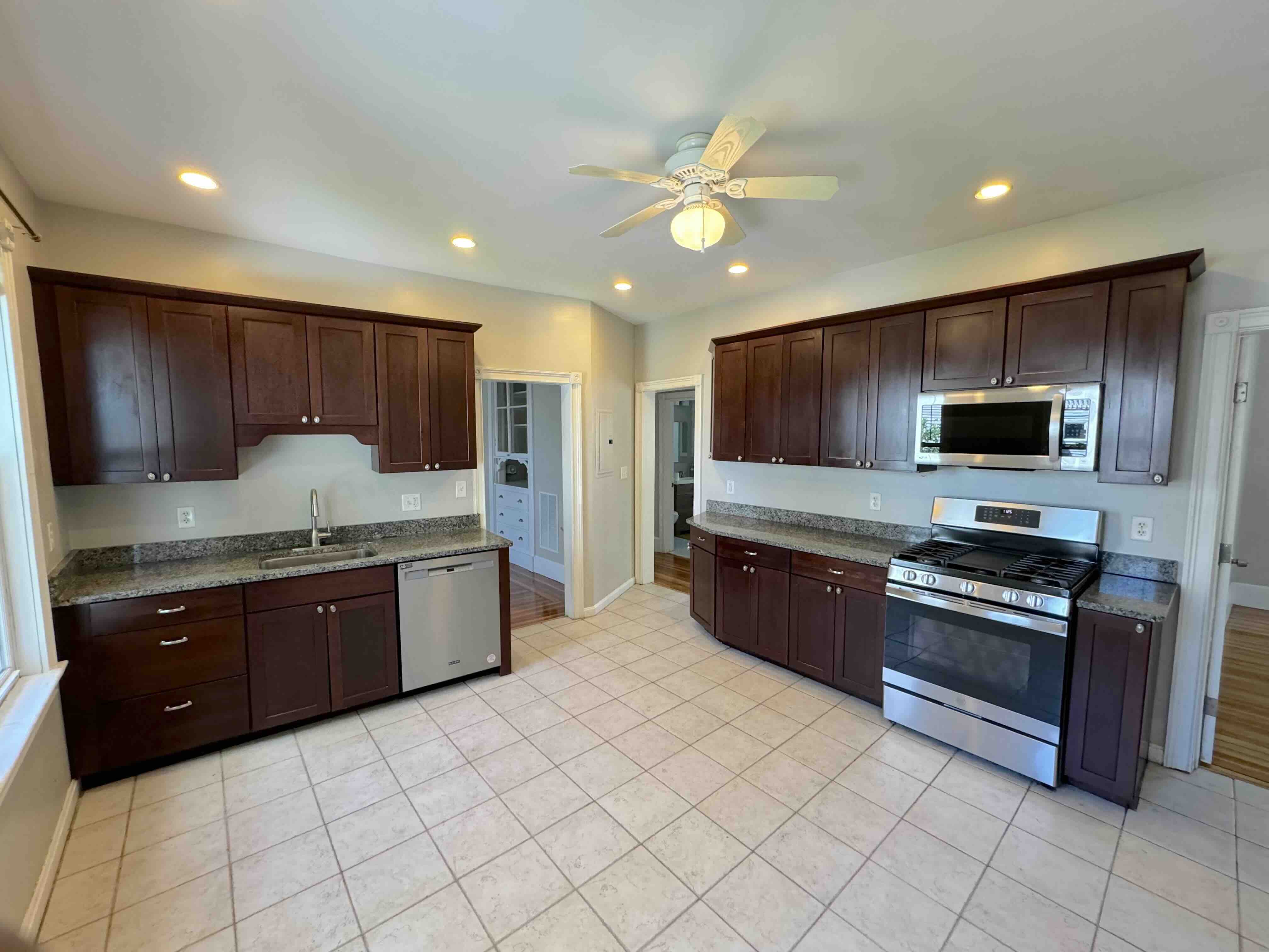 Malden Apartment: 258 Broadway