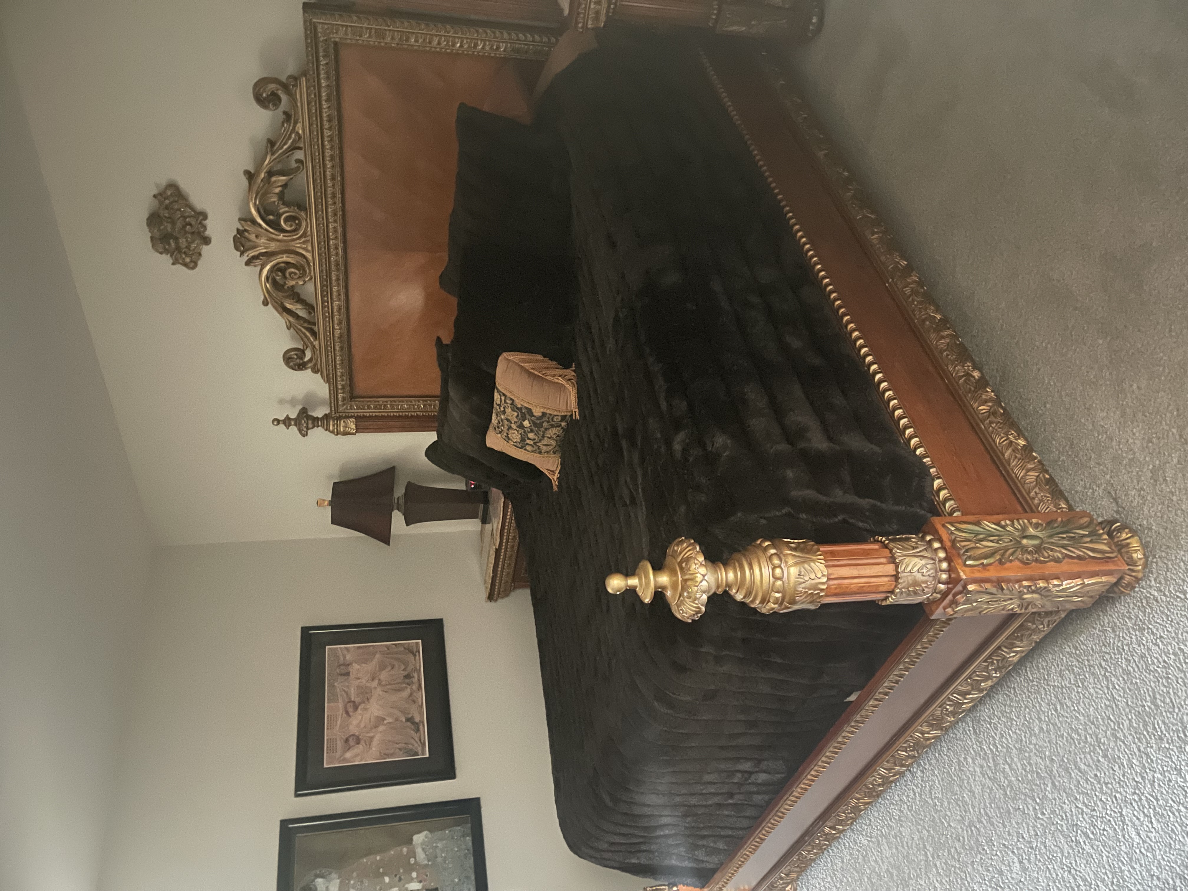 Spring Hill House: 357 Moccasin Trail