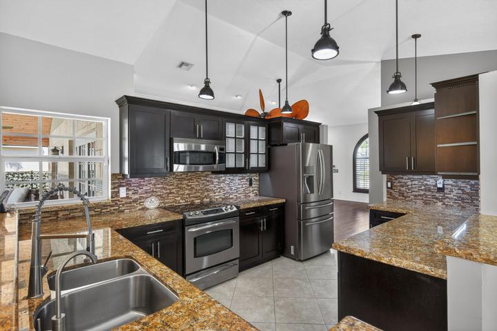 Boynton Beach House: 9121 Paragon Way