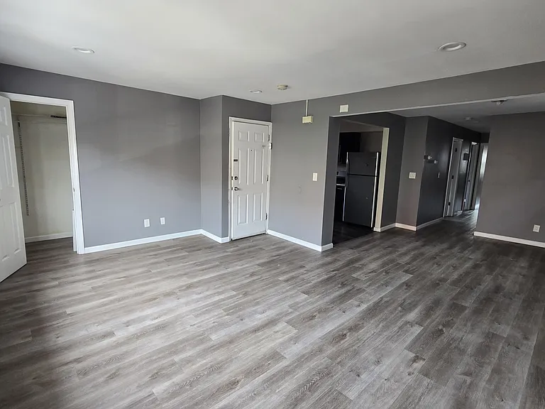 Jersey city House: 73 Saint Pauls ave