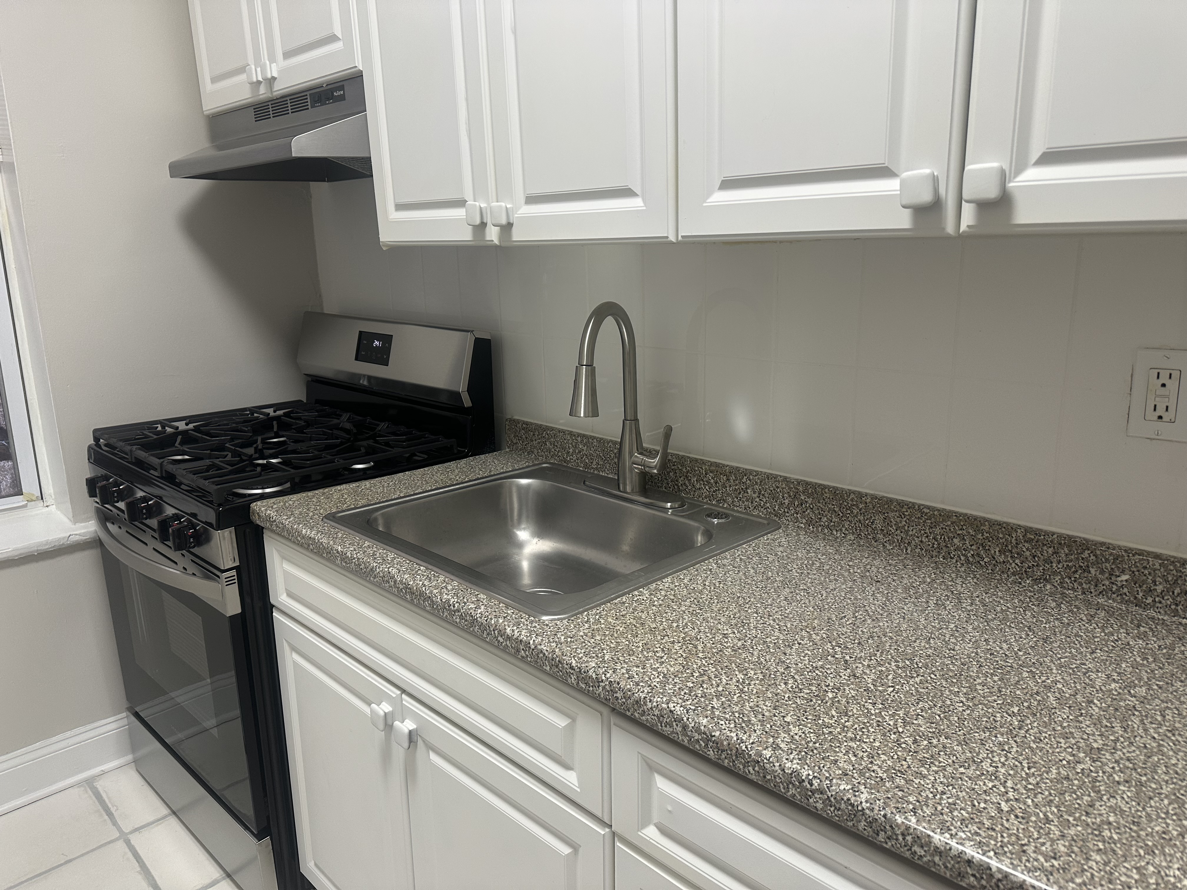 West New York Apartment: 328 61st Street, Apt#B2