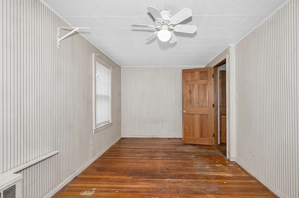 North chelmsford House: 126 Groton rd