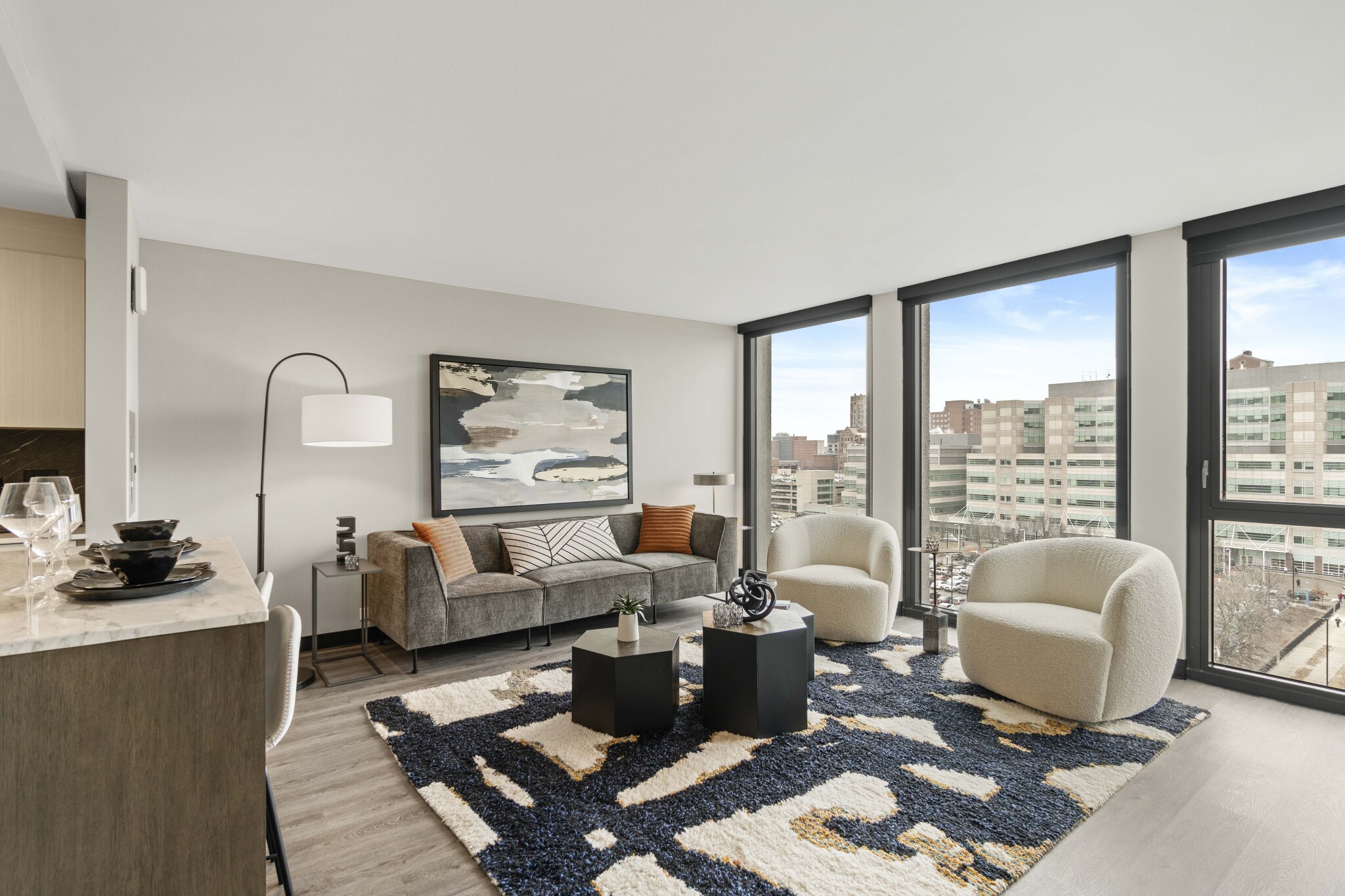 Chicago Condo: 1918 West Ogden Ave