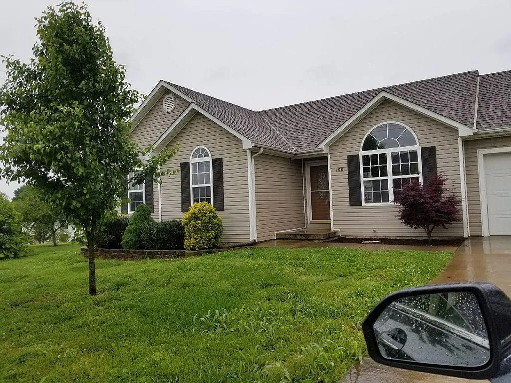 Bowling Green House: 100 River Avon Ct