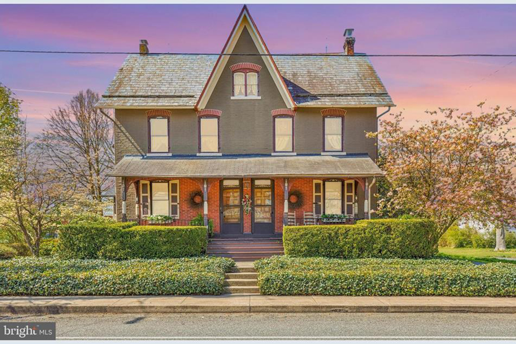 trumbauersville Townhome: 44 north main st