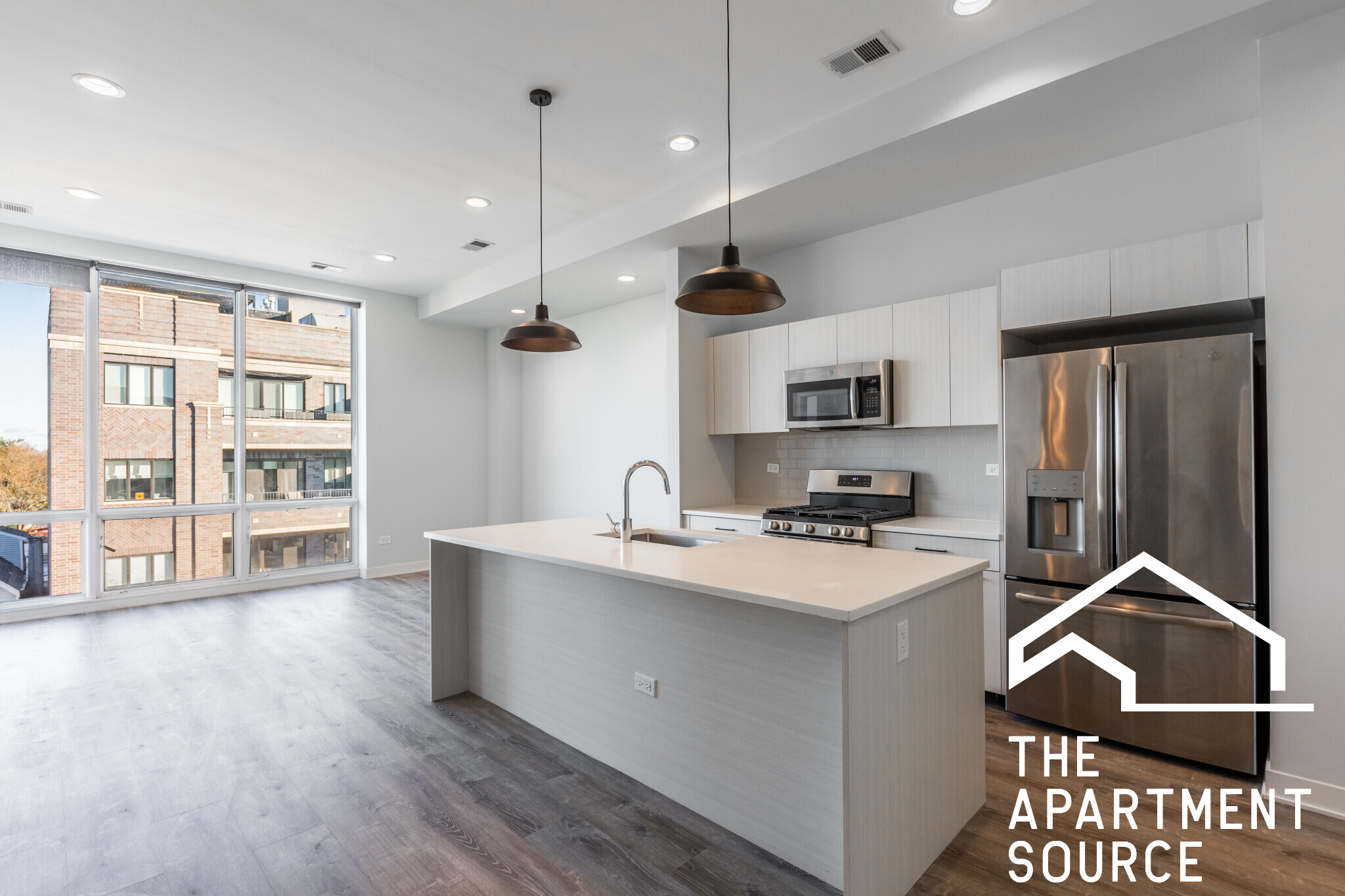 Chicago Condo: 2247 W Lawrence