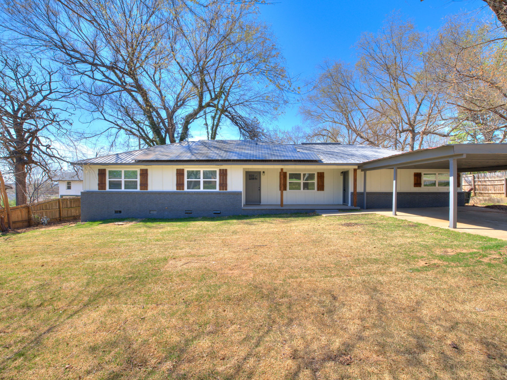 Sand Springs House: 1300 n mckinley ave