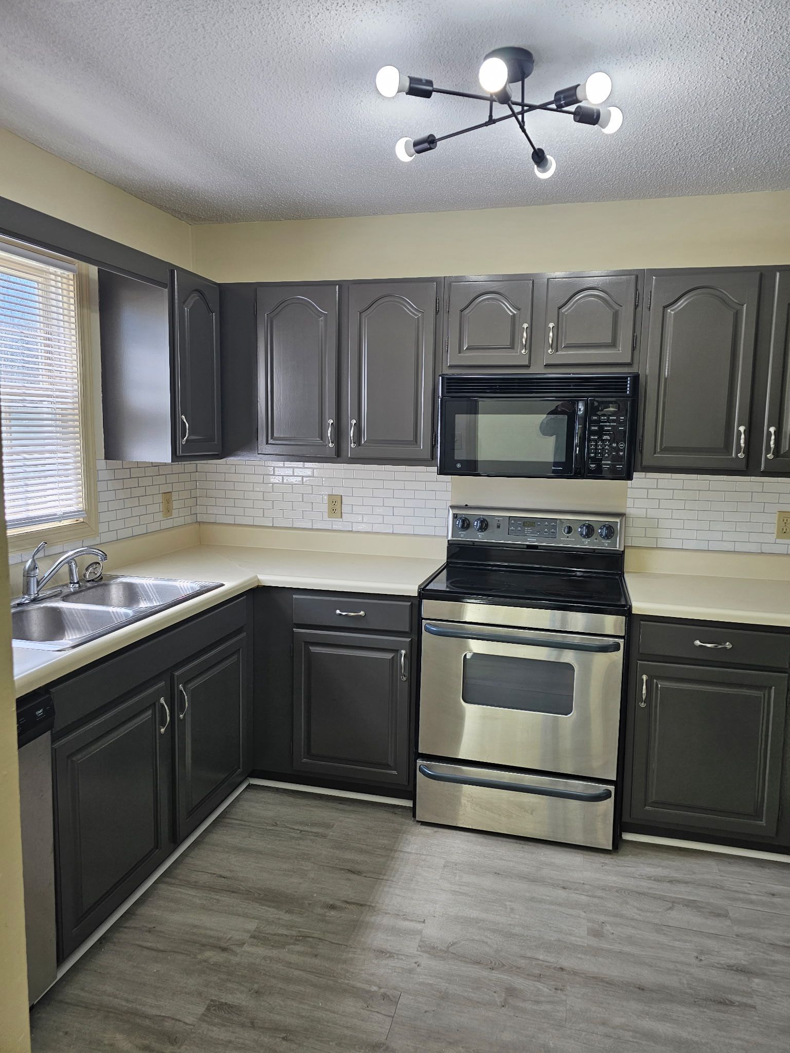 Oak Ridge Townhome: 109 Arcadia Ln