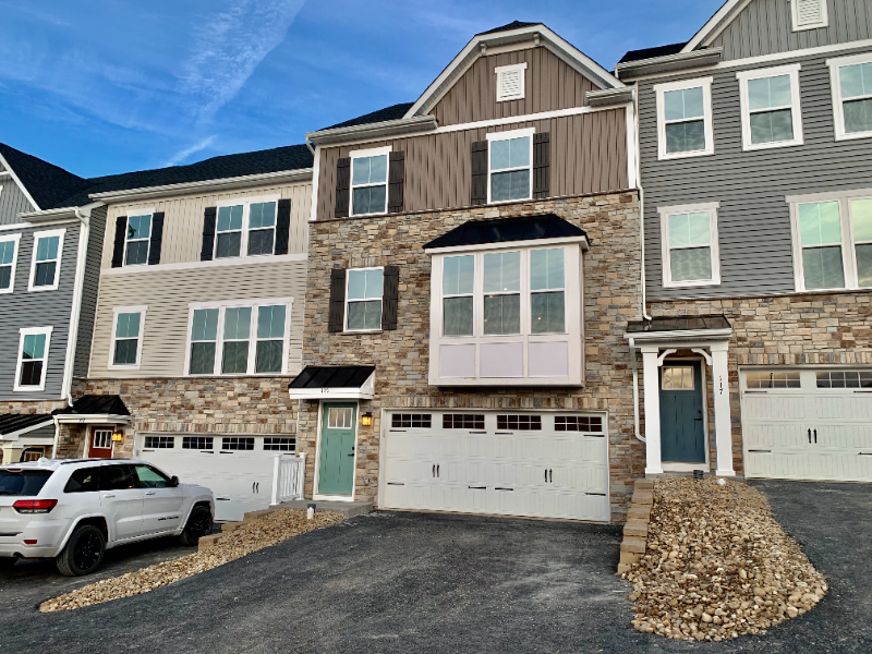 Cranberry Twp Townhome: 115 Moyer Hill Drive