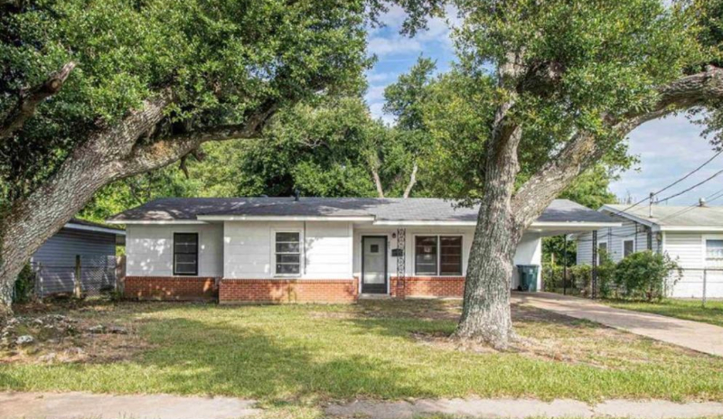 Monroe House: 405 Sheridan Ave