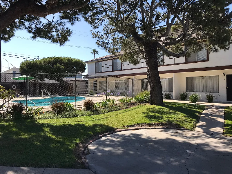 Costa Mesa Apartment: 2977 Mendoza Drive