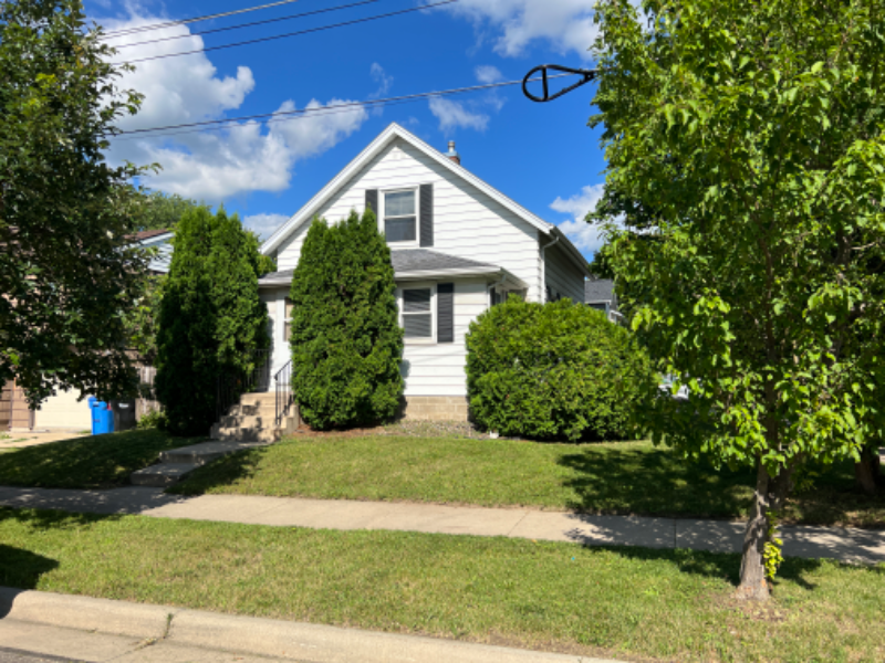 Rochester House: 624 7th Ave SE