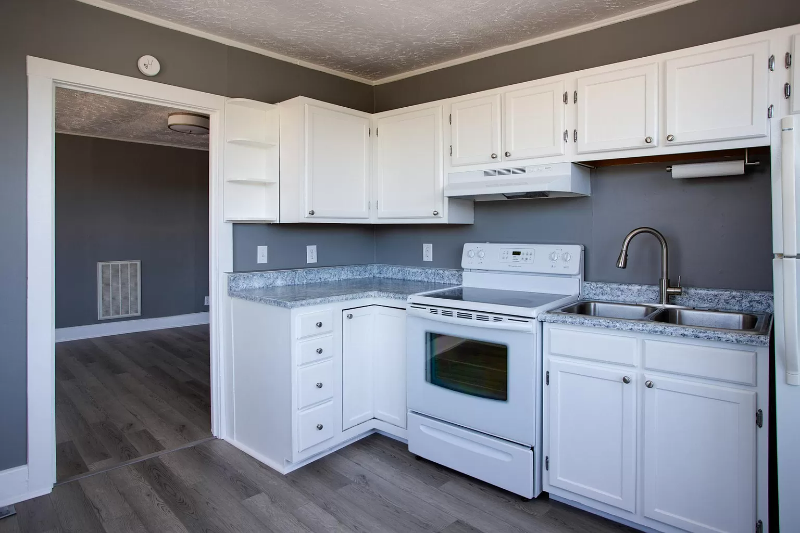 Beckley Apartment: 3581 Robert C Byrd Dr