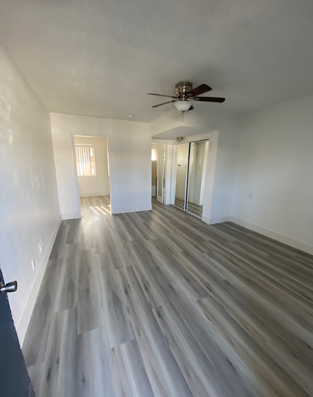 Las Vegas Apartment: 1520 S Casino Center Blvd