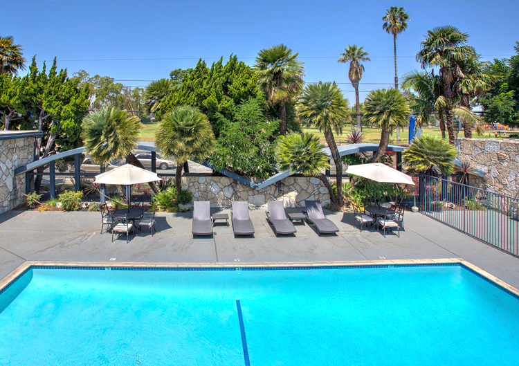 DOWNEY House: 12130 Old riverschool Rd